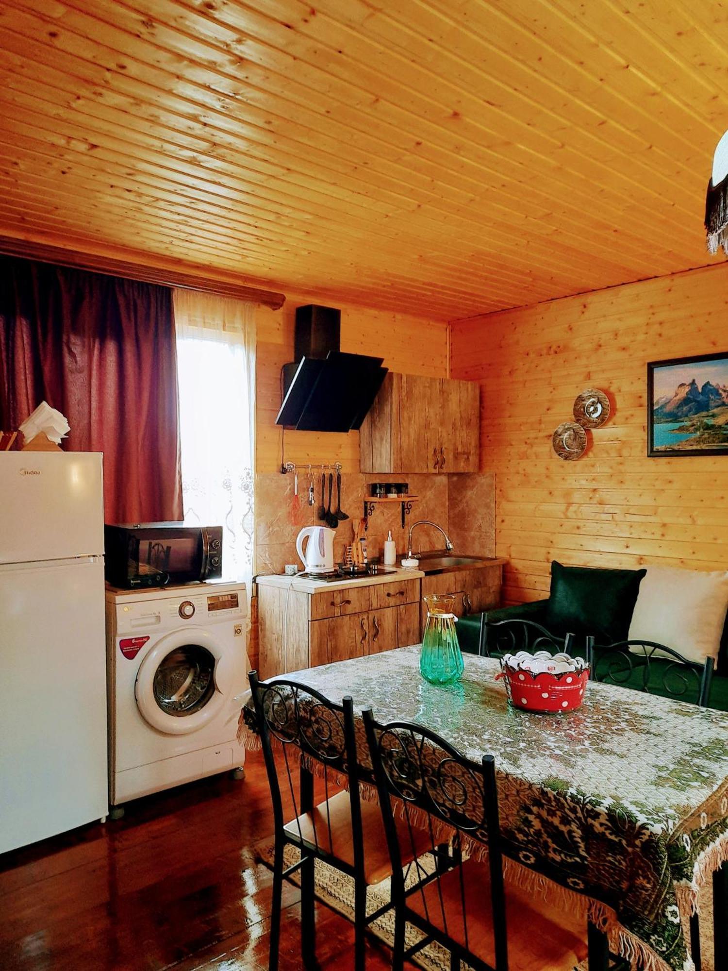 Family Hotel Maia - Cемейная Гостиница Майя Dashbashi Buitenkant foto